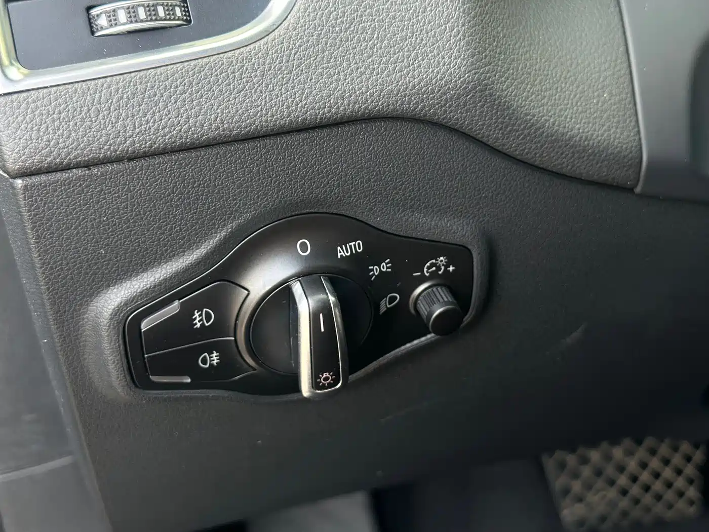 Audi Q5 2016 40 TFSI Technology Model фото 7