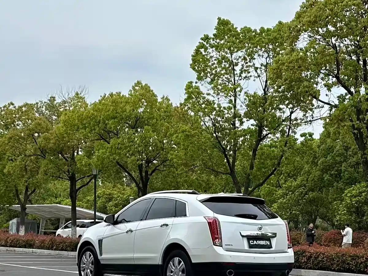 Cadillac SRX 2015 3.0L Elite фото 4