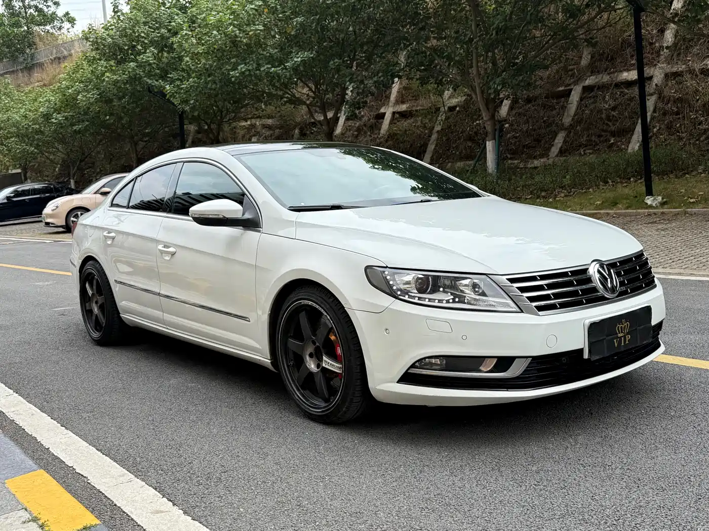 Volkswagen FAW-Volkswagen CC 2015 2.0TSI Luxury фото 3