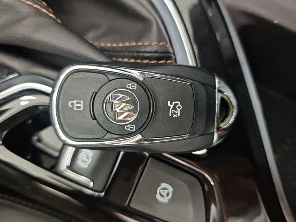 صورة 9 - Buick Verano