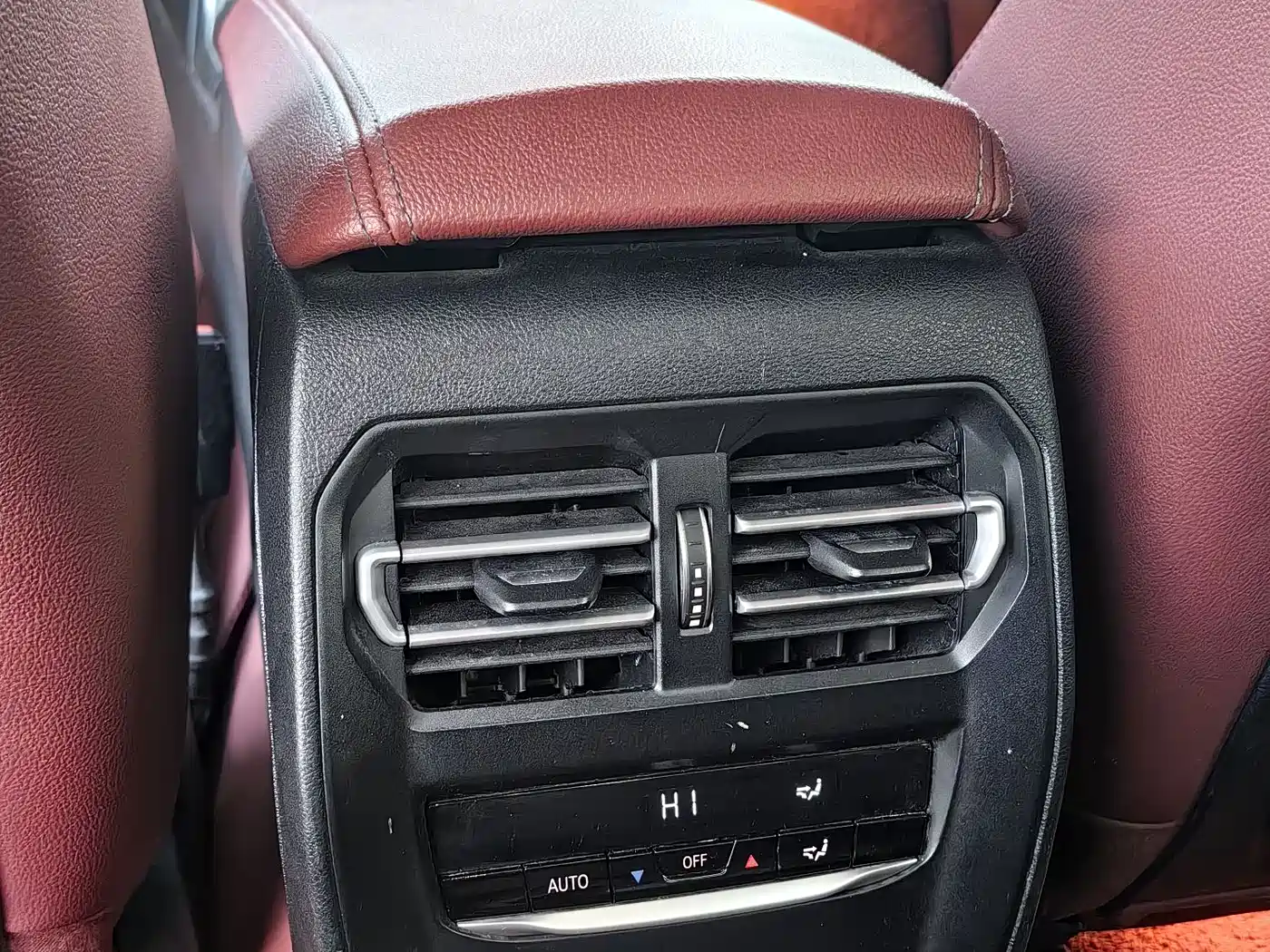 BMW 3 Series 2022 325Li M Sport Package фото 12