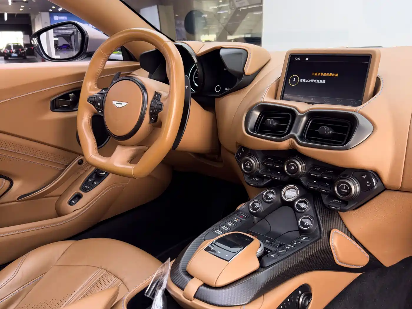 Aston Martin V8 Vantage 2021 2020 4.0T V8 Roadster