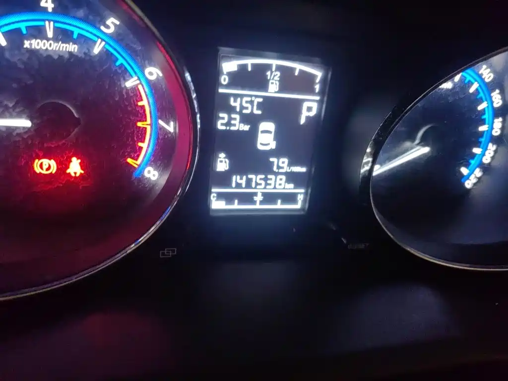 Dongfeng Fengxing Fengxing SX6 2016 2016 1.6L CVT Elite Edition