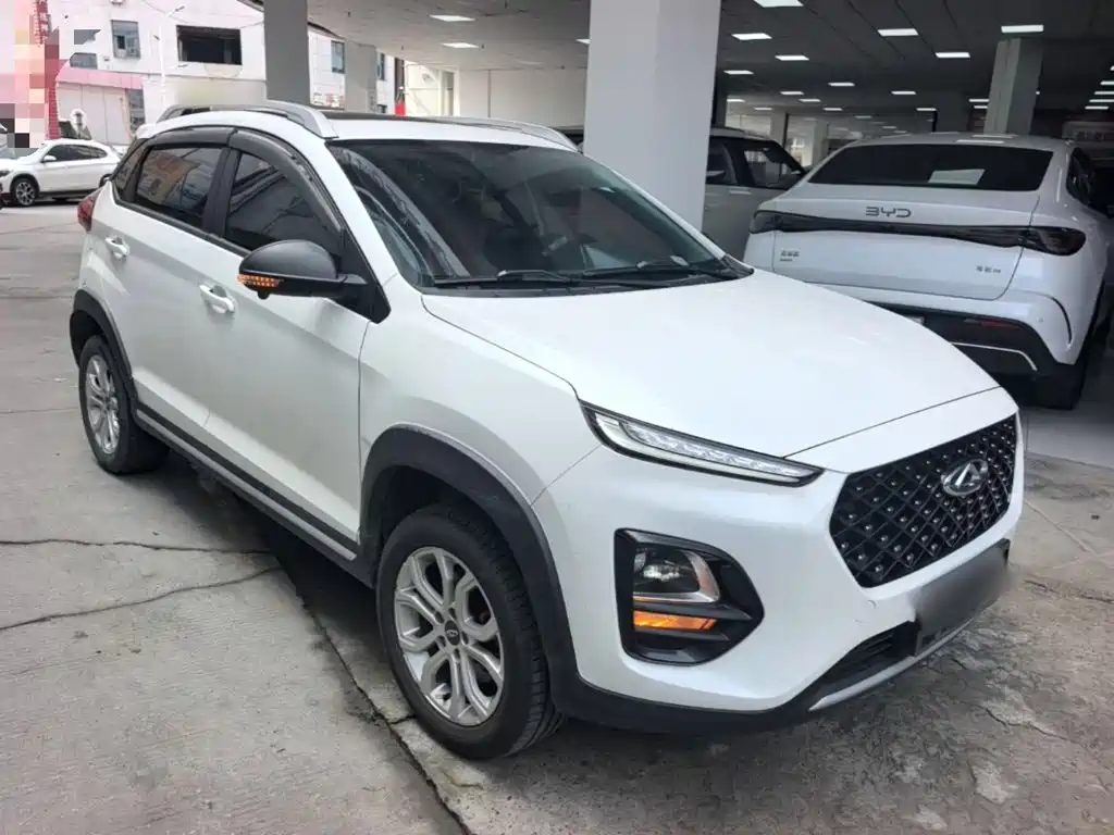 Фото 4 - Chery Tiggo 3x