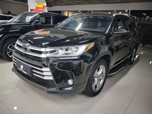 Toyota Highlander 2020