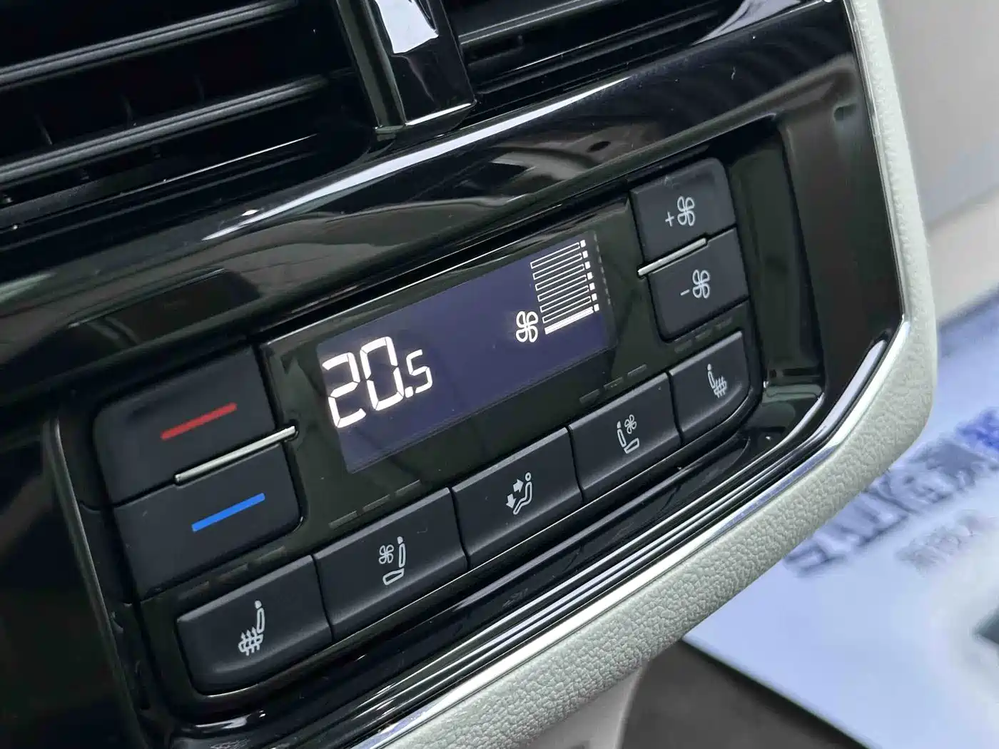 Volkswagen Viloran 2020 2020 380TSI Premium