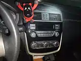 Photo 13 - Nissan Tiida
