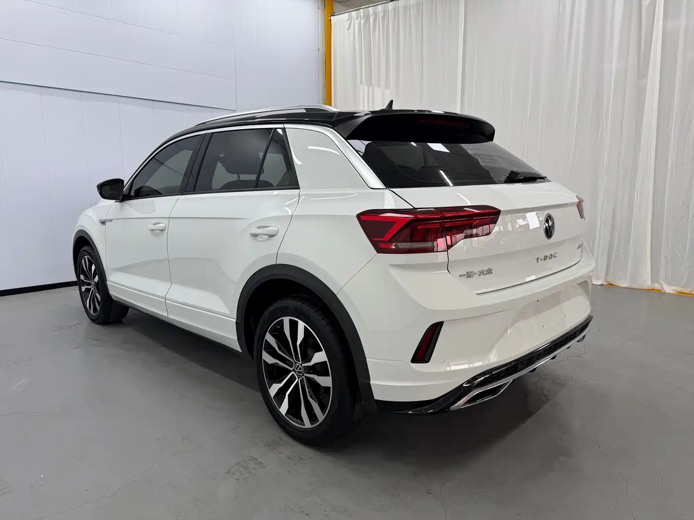 Volkswagen T-Roc, миниатюра 4