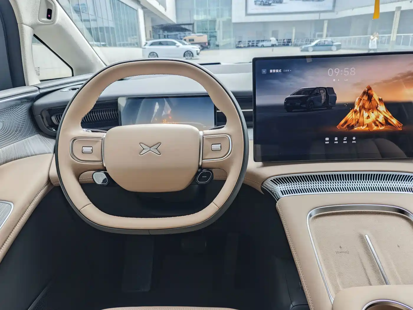 XPeng X9 2025 2025 Extended Range Edition