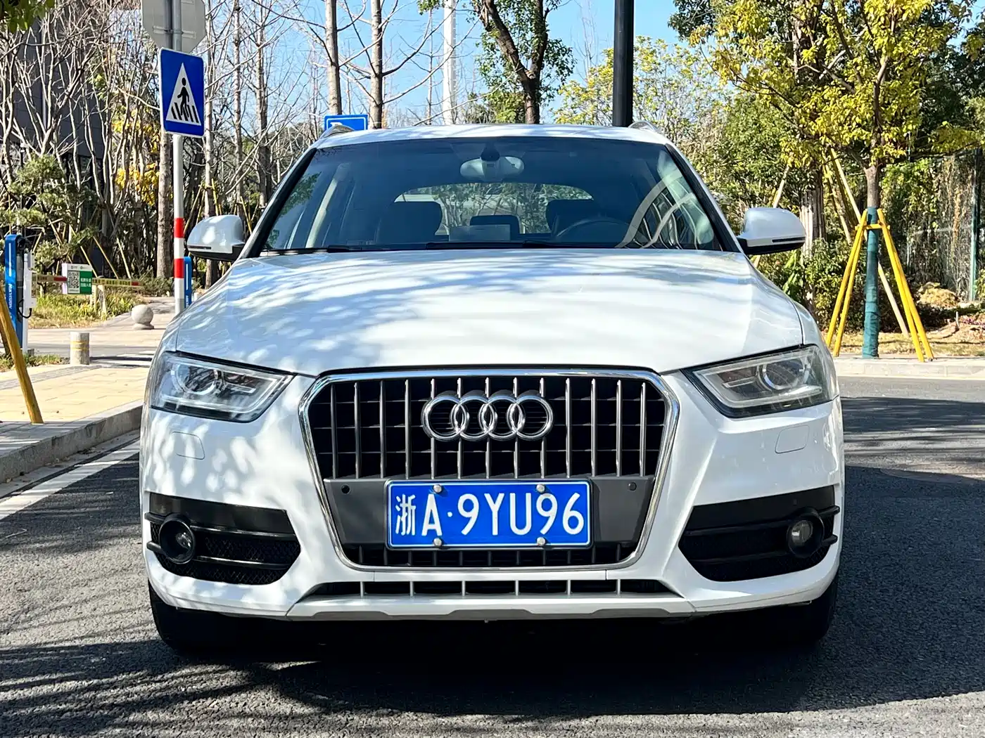 Audi Q3 2013 35 TFSI quattro Luxury фото 2