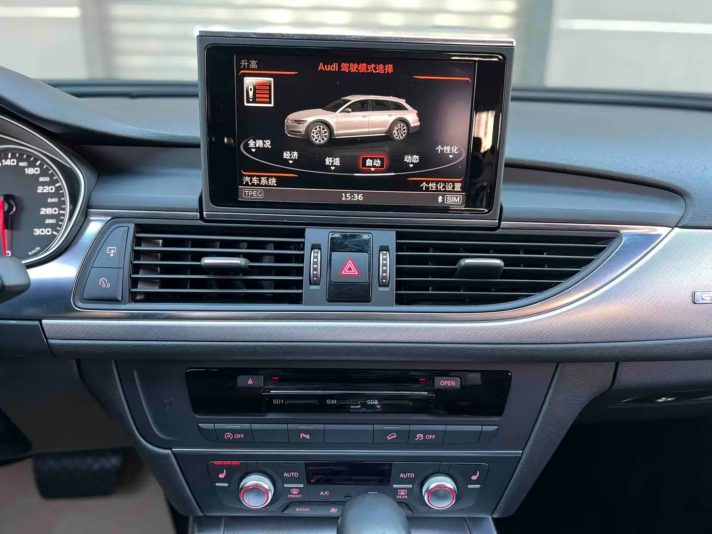 Audi A6 (Import) 2018 3.0T allroad quattro фото 16