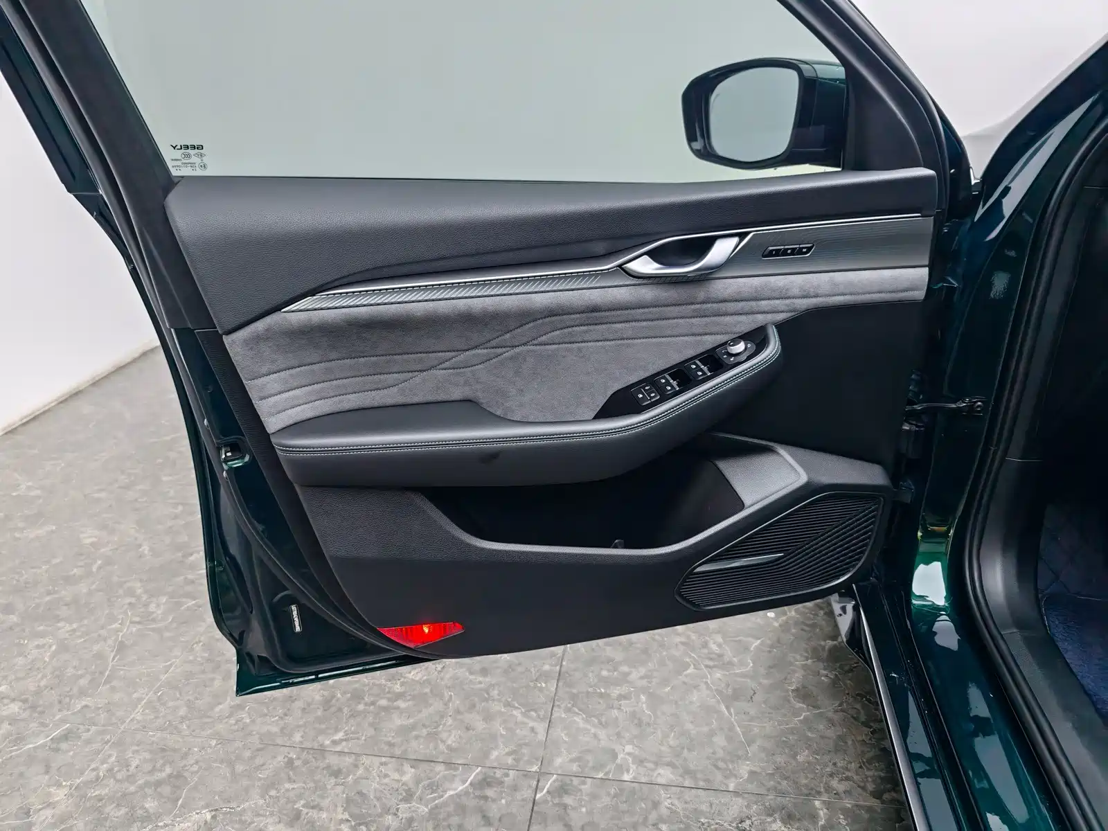 Фото 19 - Geely Preface