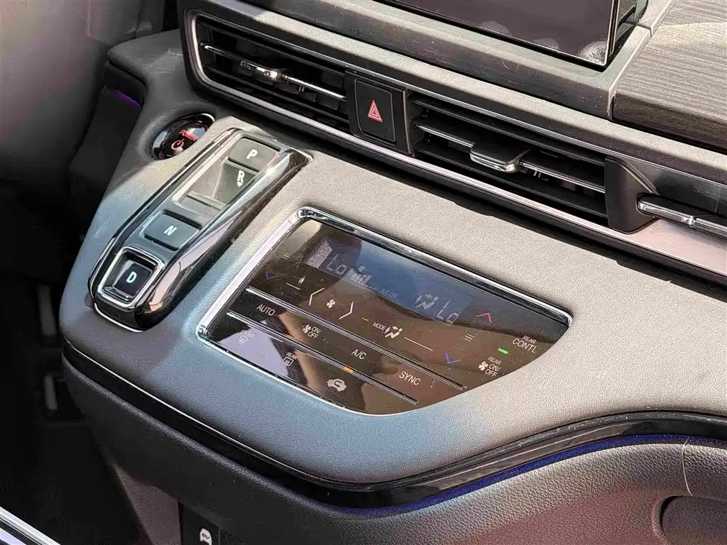 Honda Elysion 2024 2024 2.0L e:HEV Luxury Edition