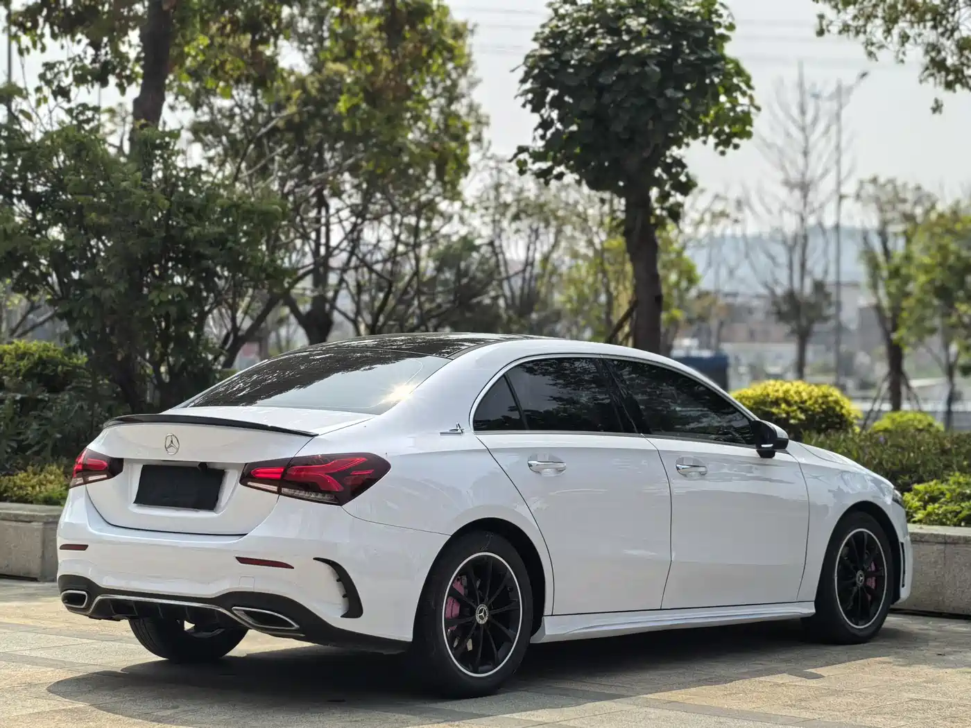 Mercedes-Benz A-Class 2021 A 200 L Sport Sedan Dynamic Type фото 13