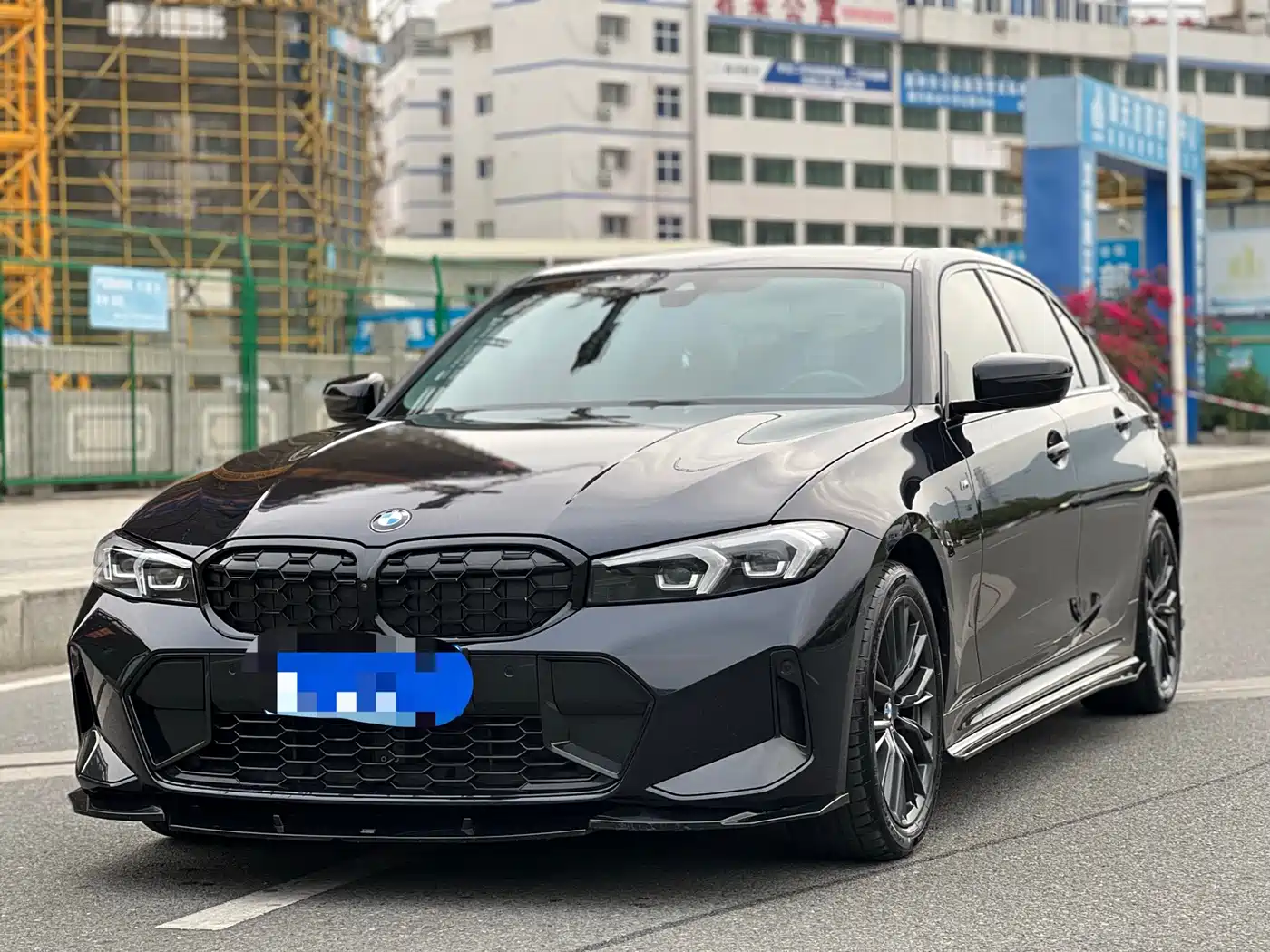 BMW 3 Series 2024 325Li M Sport Shadowline Package