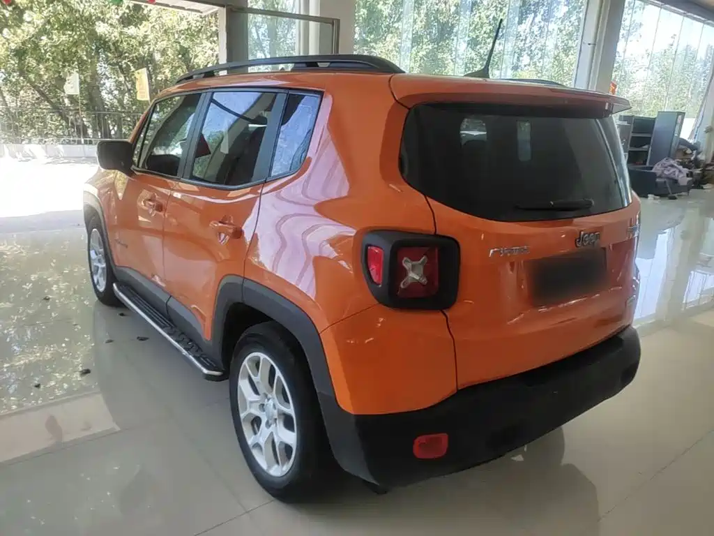 Jeep Renegade 2019 2018 Connected Large Screen Edition 180T Automatic Power