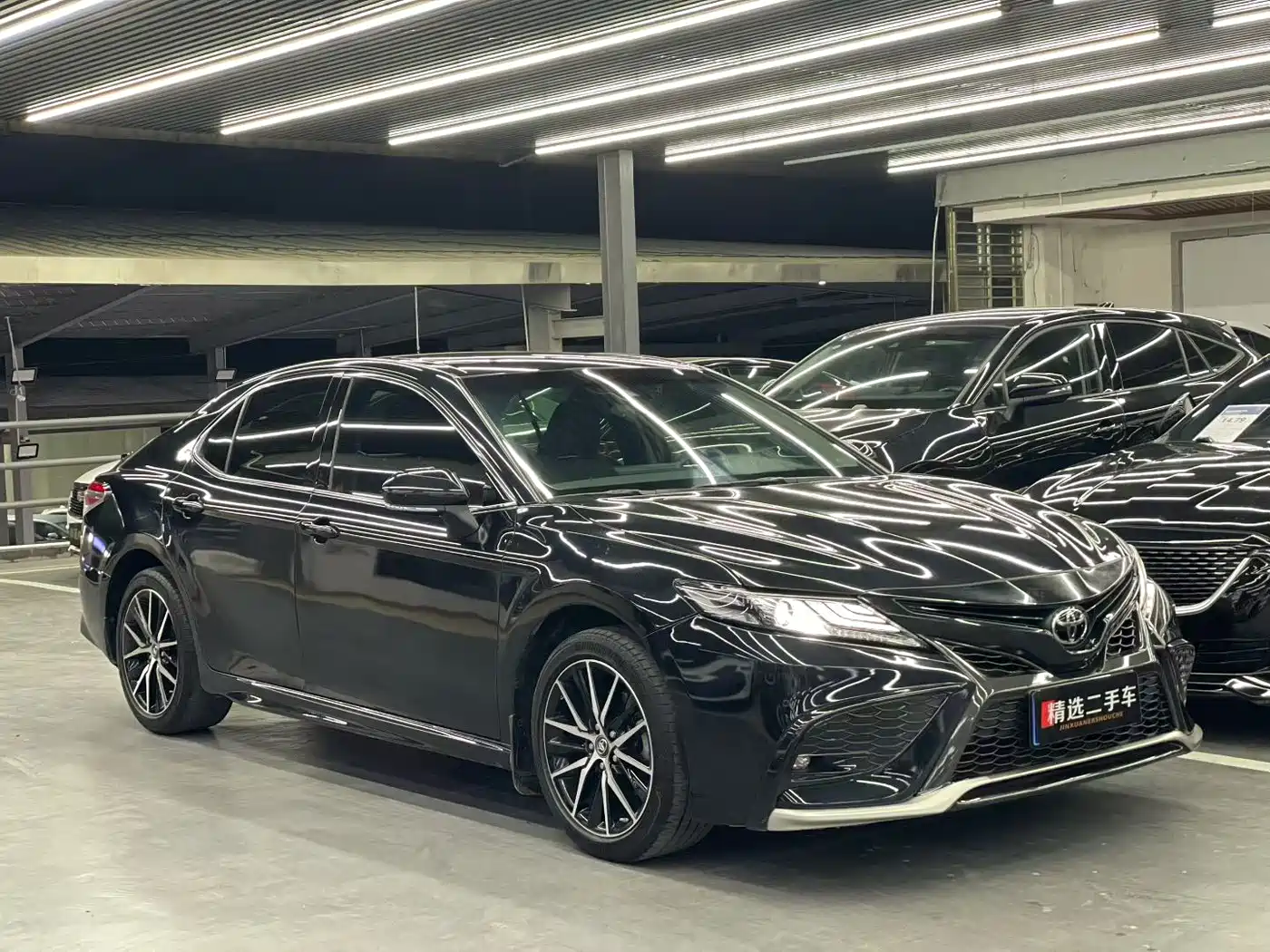 Toyota Camry 2021 2.5S Feng Shang Edition фото 3