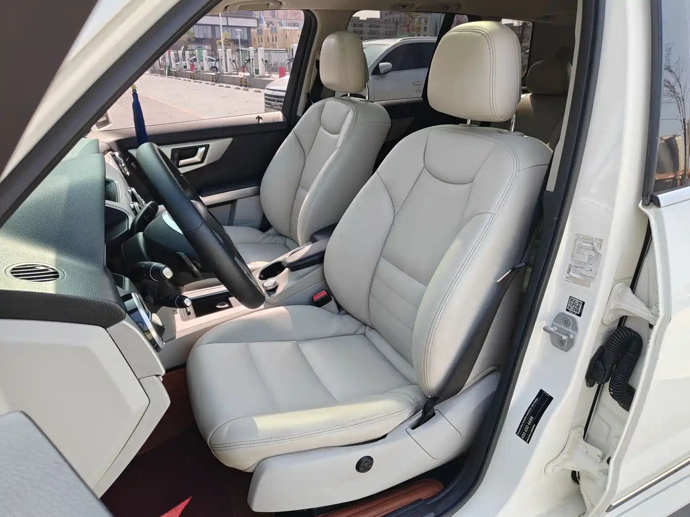 Mercedes-Benz GLK-Class 2015 GLK 260 4MATIC Dynamic Ultimate Edition фото 16