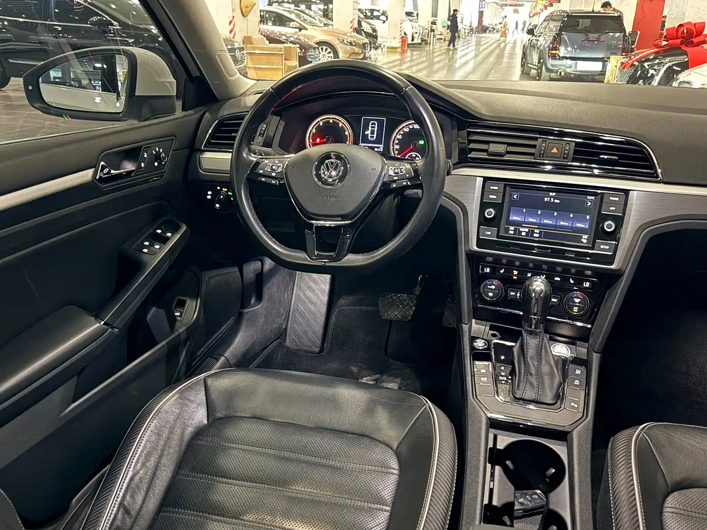 Volkswagen Lamando 2019 280TSI DSG Comfort Edition China V фото 5
