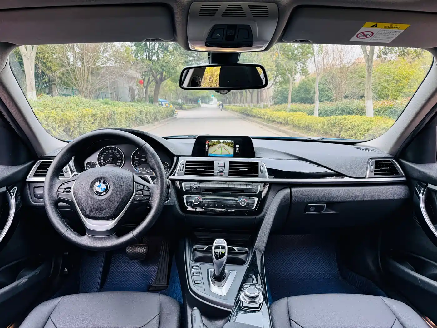 BMW 3 Series 2017 320Li M Sport фото 8