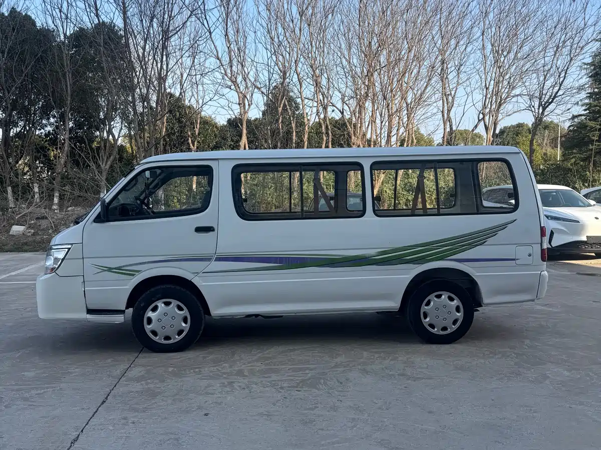 2017 Jinbei Haise
