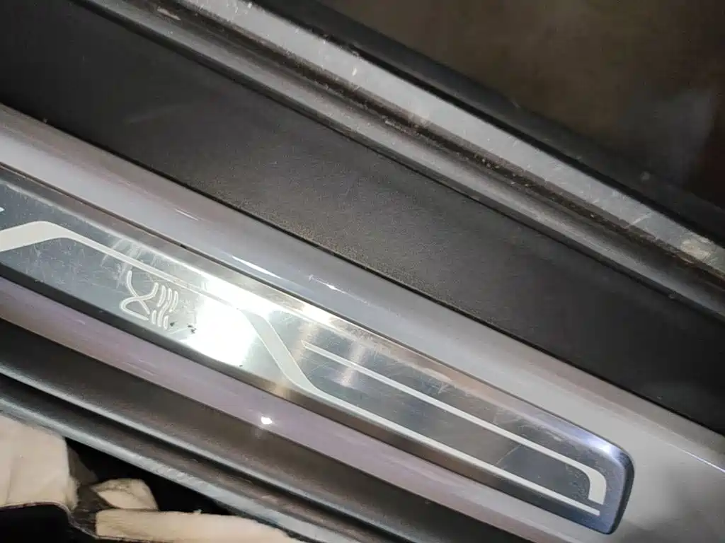 BYD Han 2025 2025 DM-i Smart Driving Edition 125KM LiDAR Flagship