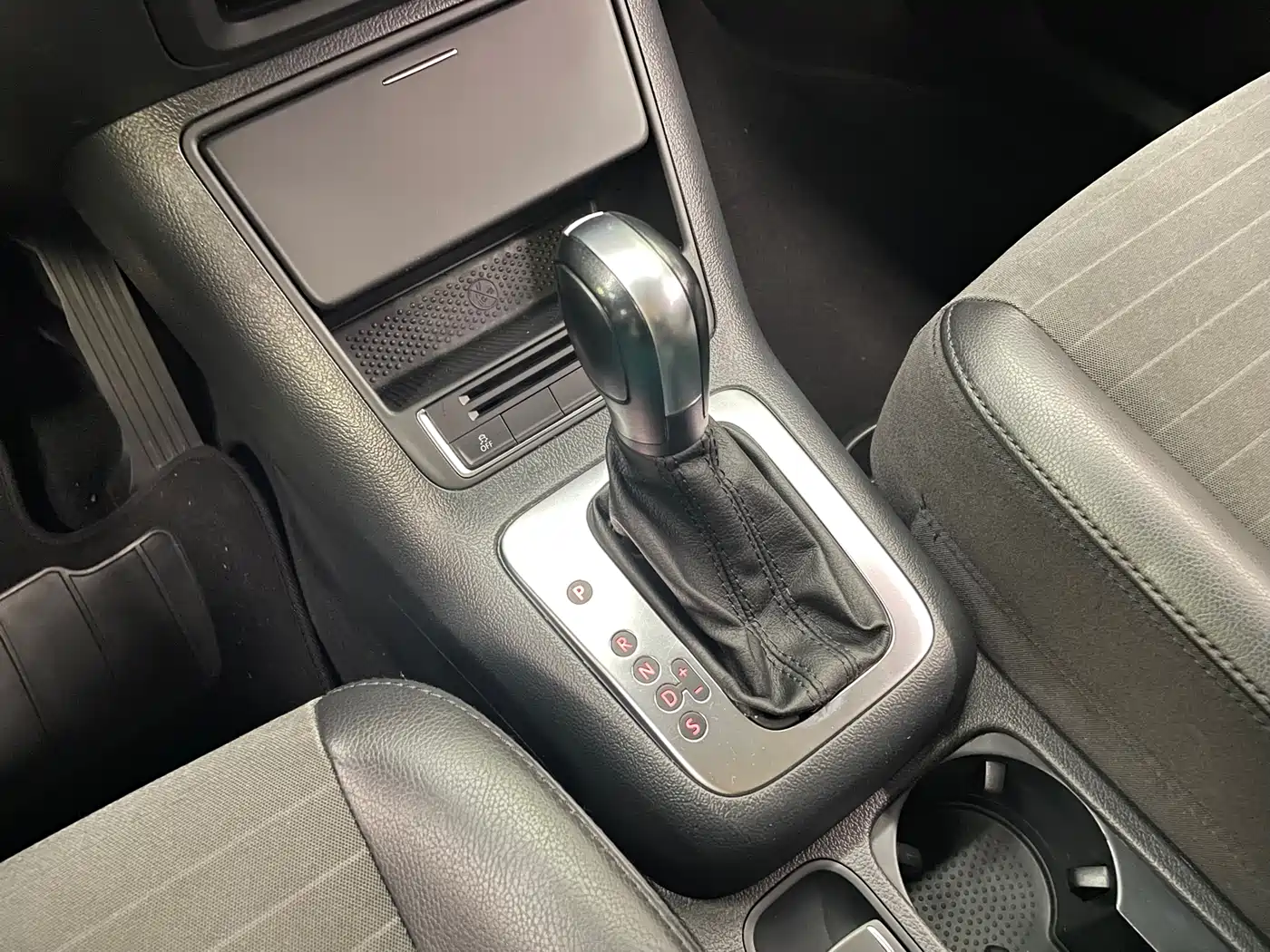Volkswagen Tiguan 2015 1.8TSI Automatic 2WD Comfortline фото 19