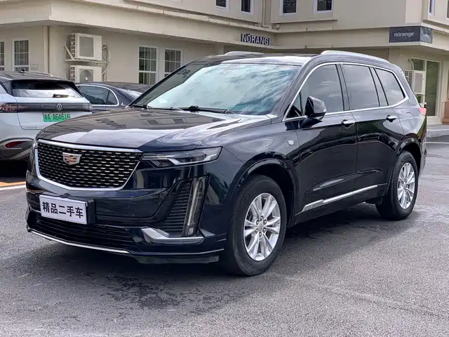 Cadillac XT6 28T, 6 мест, Стиль