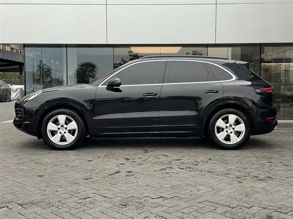 Porsche Cayenne 2019 Cayenne 3.0T фото 2