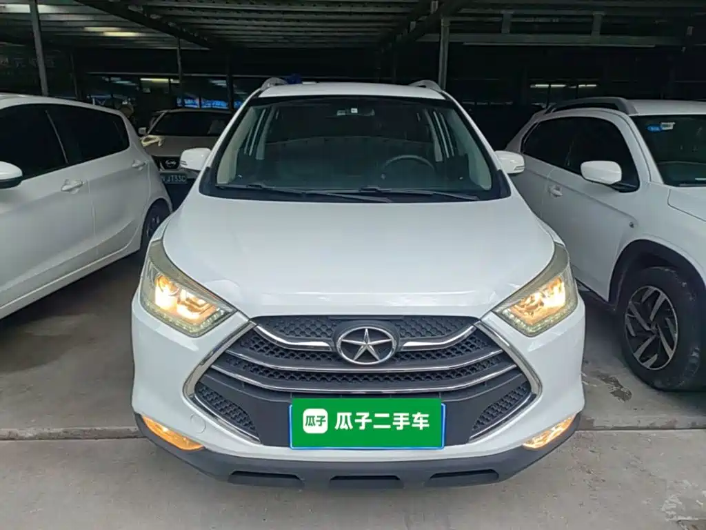 JAC Motors Refine S3 2015 2014 1.5L CVT Luxury Smart