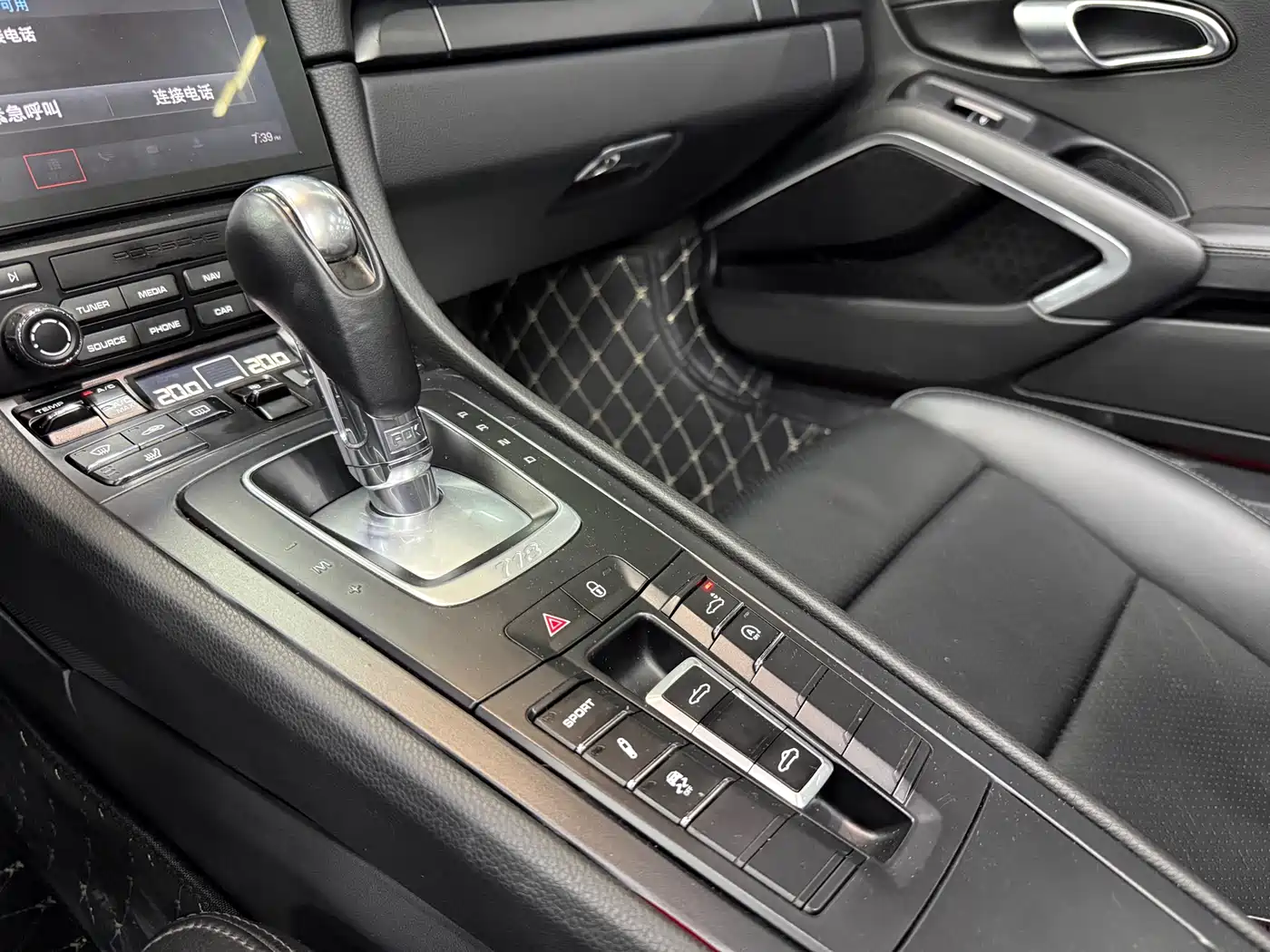 Porsche 718 2018 Boxster 2.0T фото 12