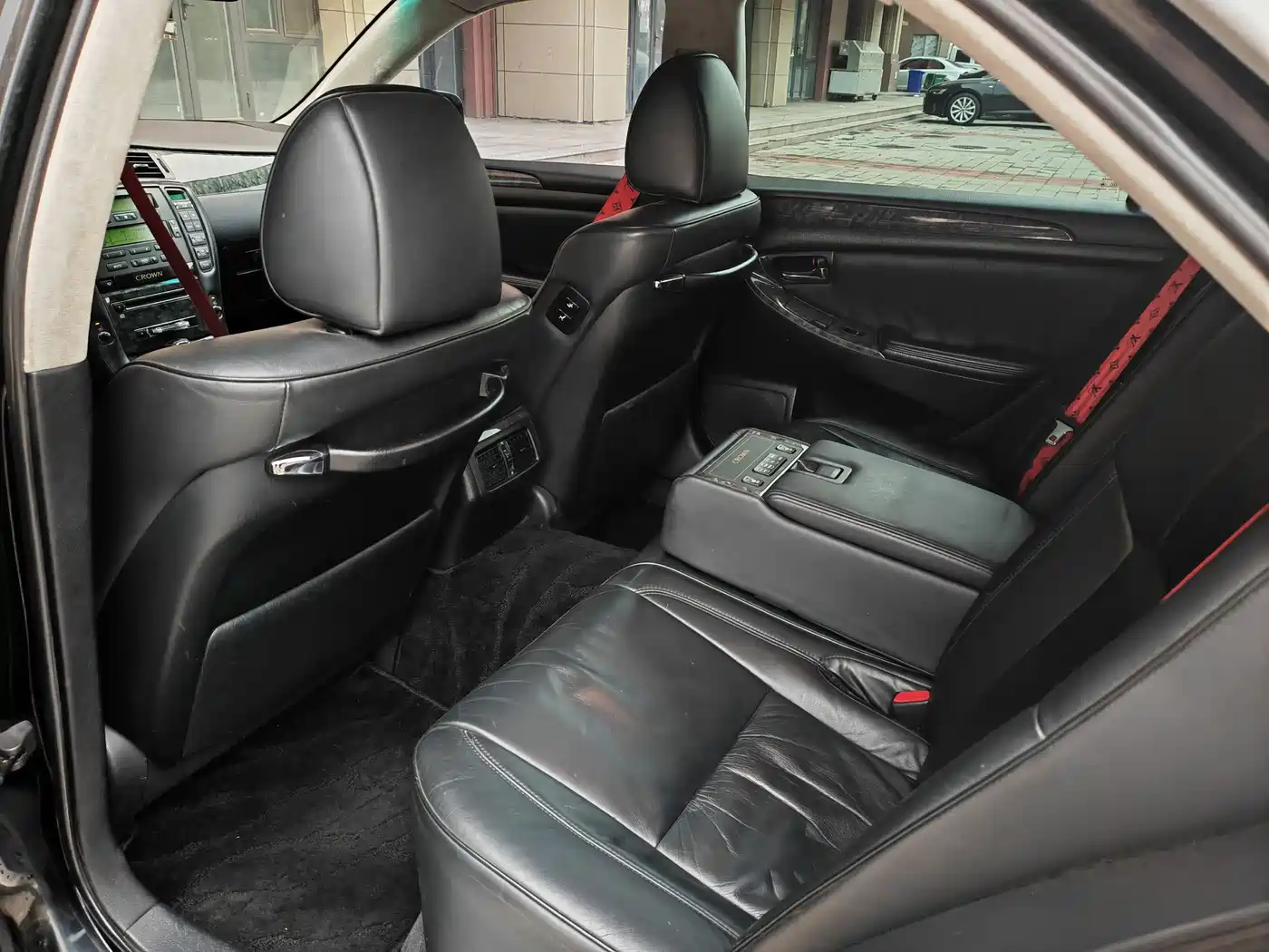 Toyota Crown 2006 2.5L Royal Leather Edition фото 9