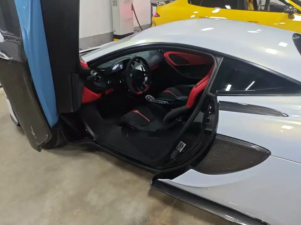 McLaren 570 2018 2015 570S 3.8T Coupe
