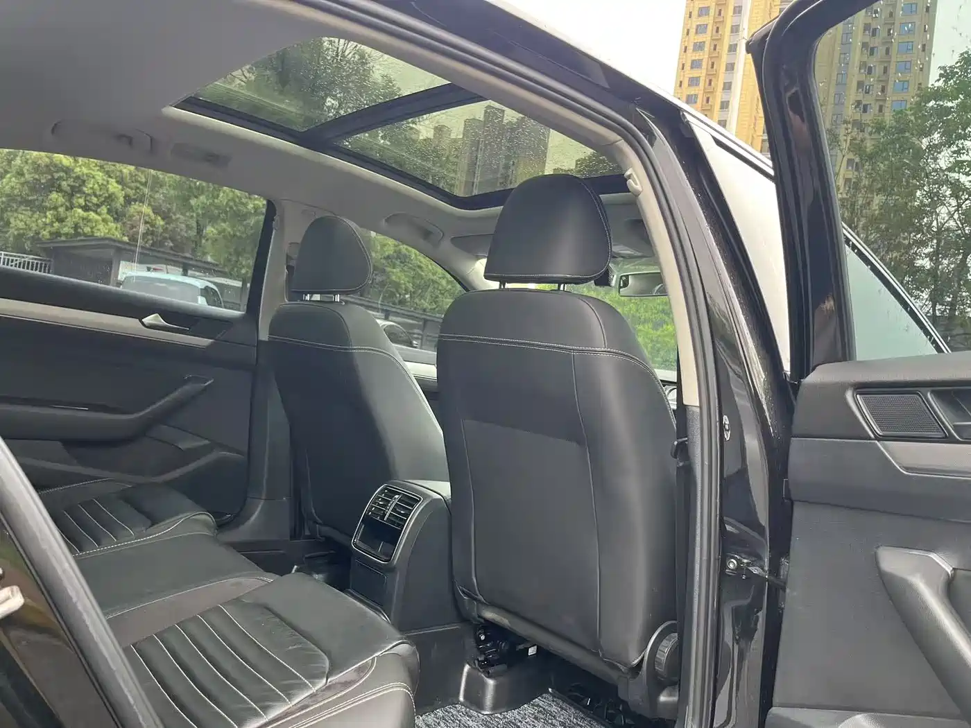 Фото 20 - Volkswagen Magotan