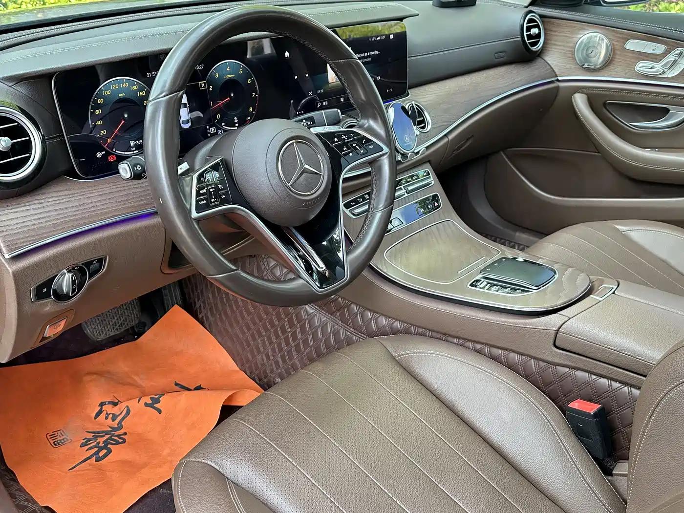 MERCEDES-BENZ E CLASS