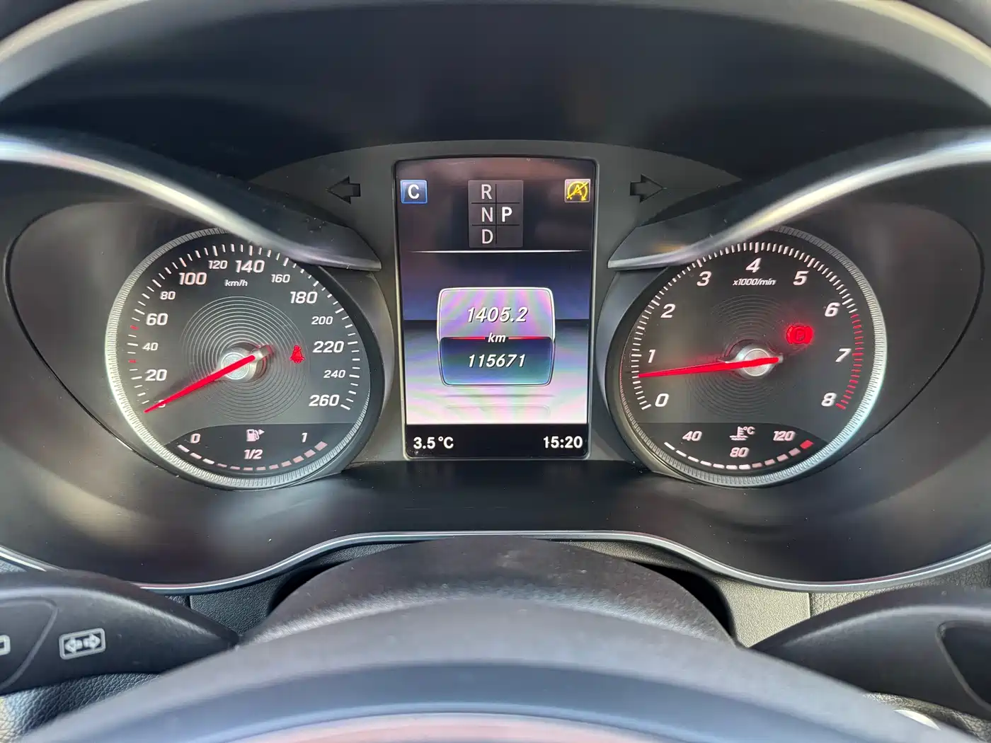 Mercedes-Benz GLC 2016 GLC 300 4MATIC Dynamic фото 17