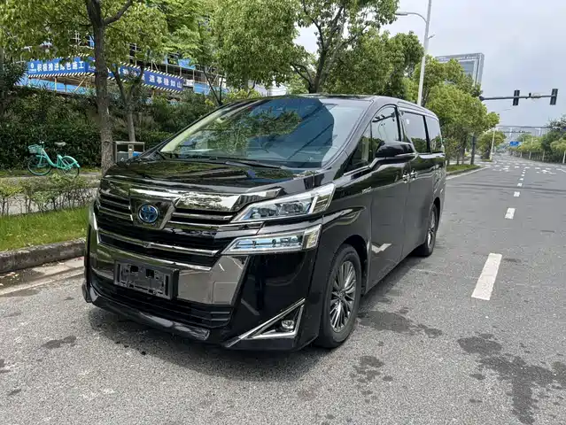 Toyota Vellfire 2019