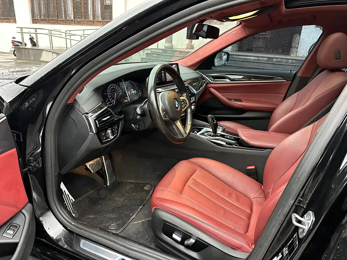 BMW 5 Series 2019 530Li Leading M Sport Package фото 7