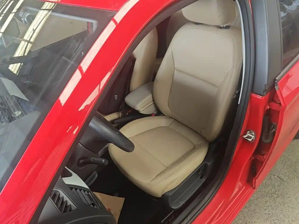 Škoda Fabia 2018 2017 1.4L Auto Car Enjoy Edition