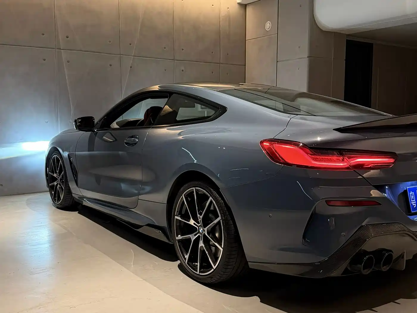 BMW 8 Series 2019 840i Coupe M Sport Package фото 3