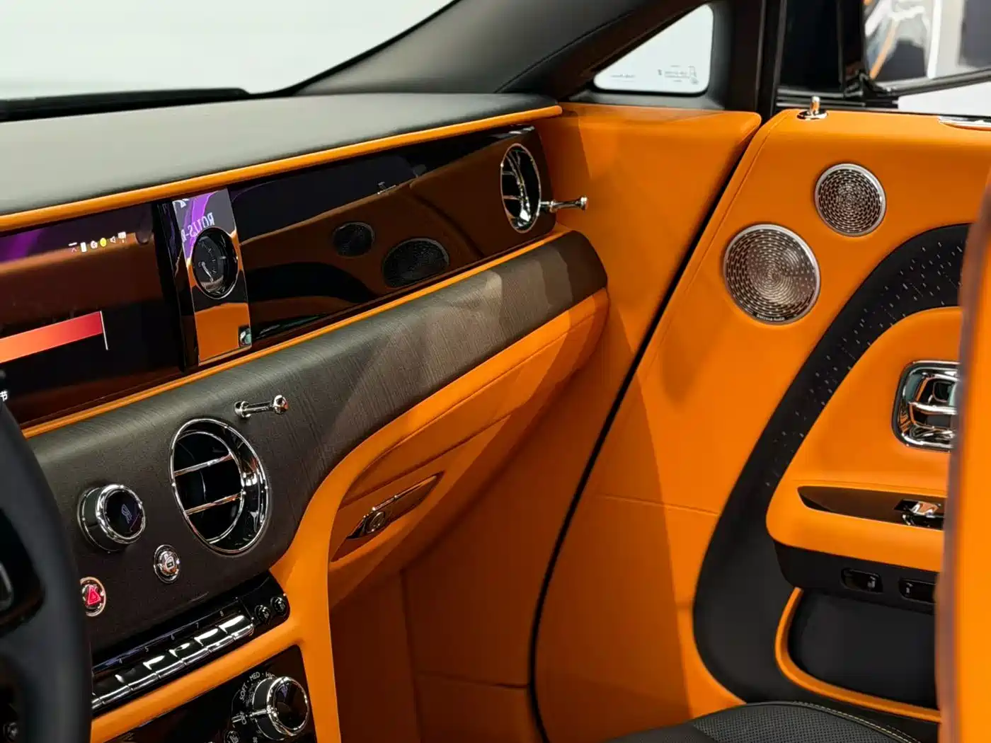 ROLLS-ROYCE CHTHONIC