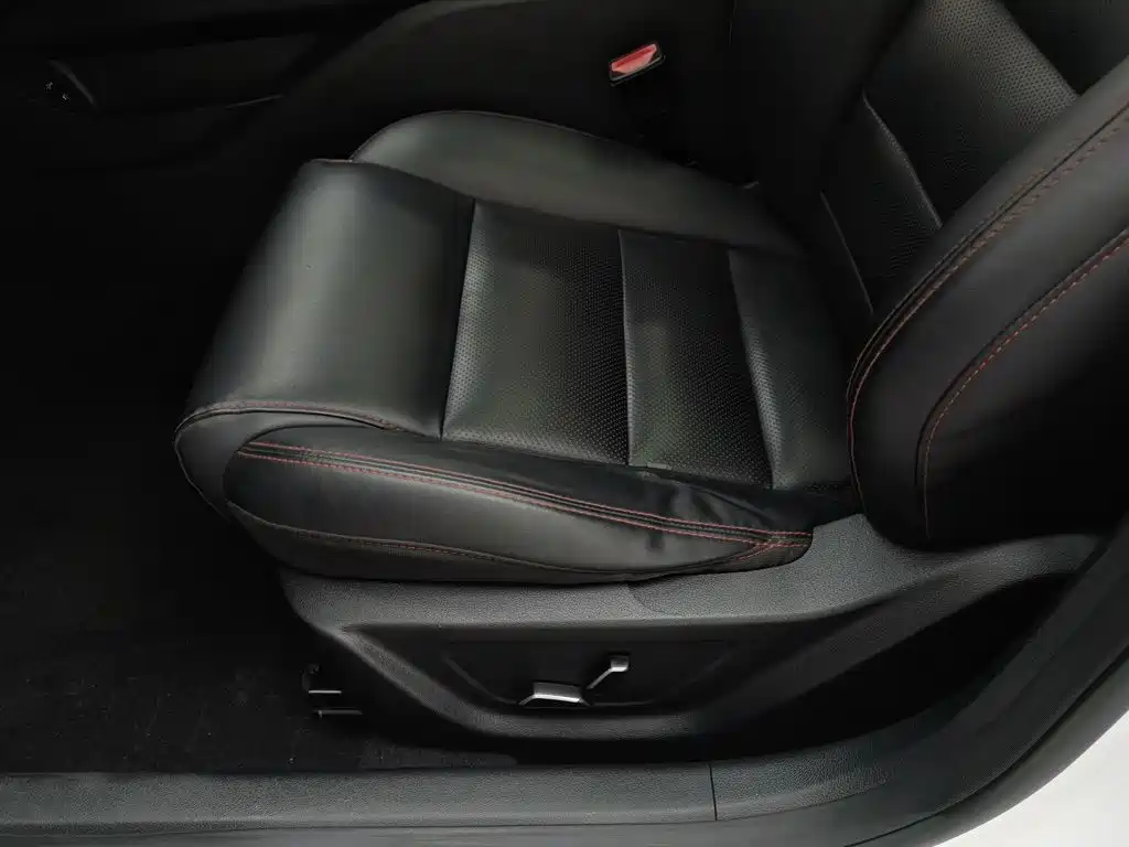 Geely Binrui 2019 2019 200T DCT Binzhi Edition
