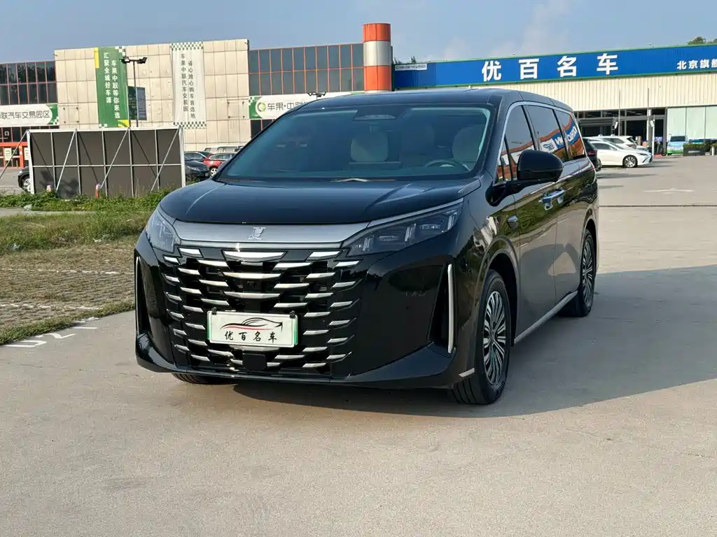 BYD Xia 2026 2026 DM-i 1.5T 218km Premium