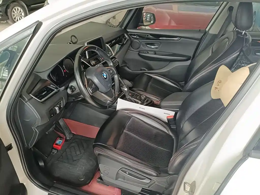 BMW 2 Series Touring 2019 2018 218i Sport Line