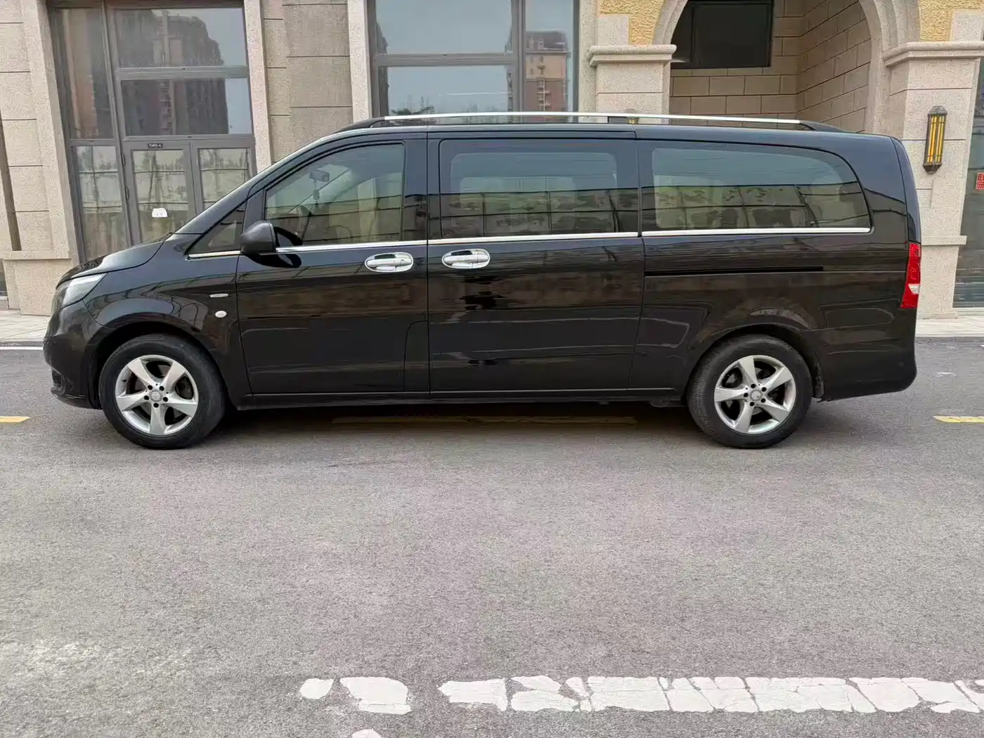 Mercedes-Benz Vito 2016 2.0T Elite Edition фото 10