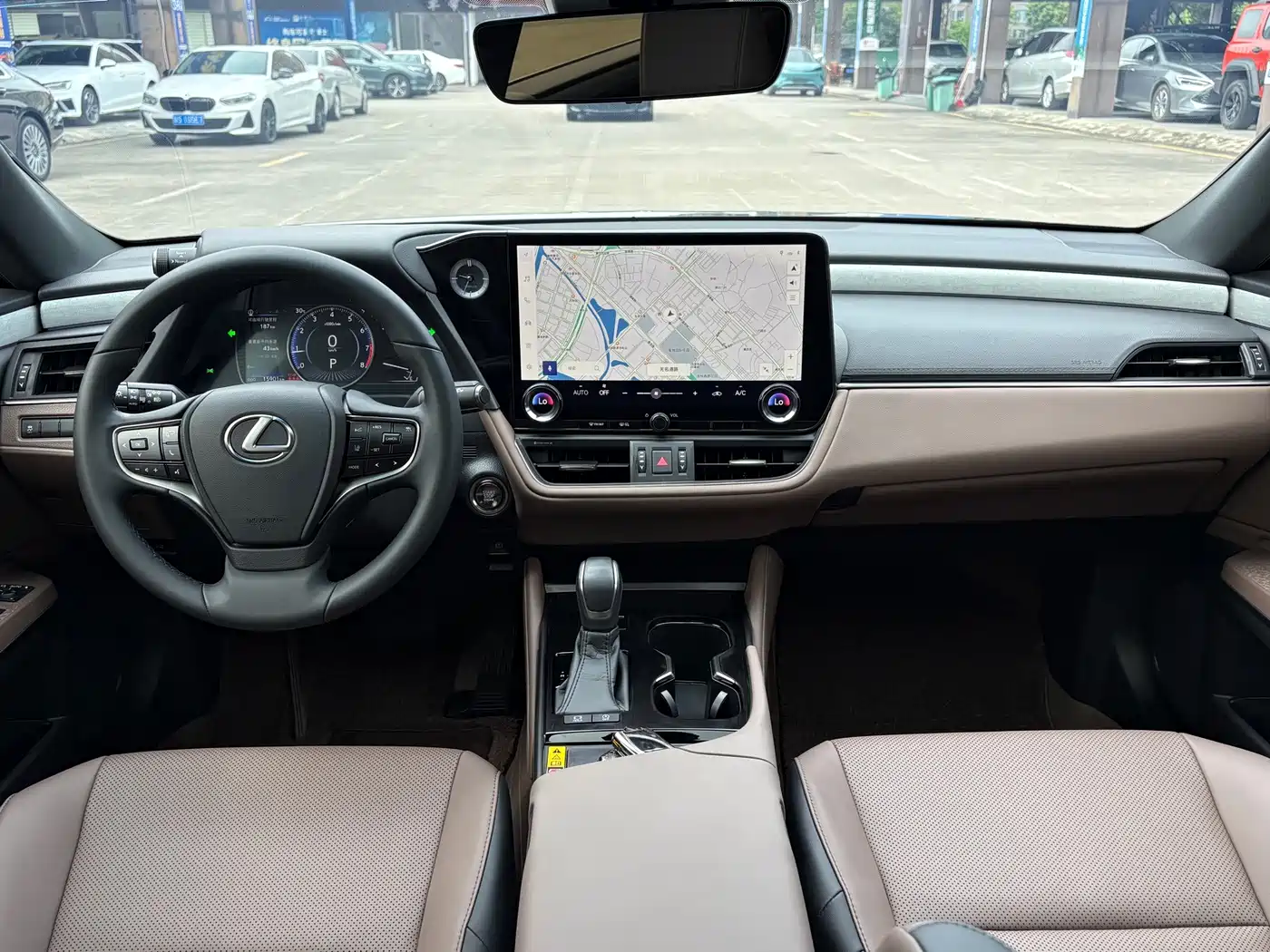 Lexus ES 2026 2025 200 Ultimate Edition