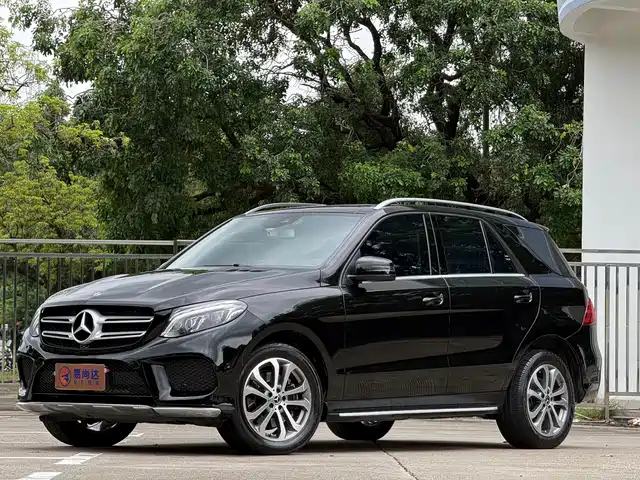 Mercedes-Benz GLE 2018 GLE 320 4MATIC Dynamic Ultimate Edition — фото 2