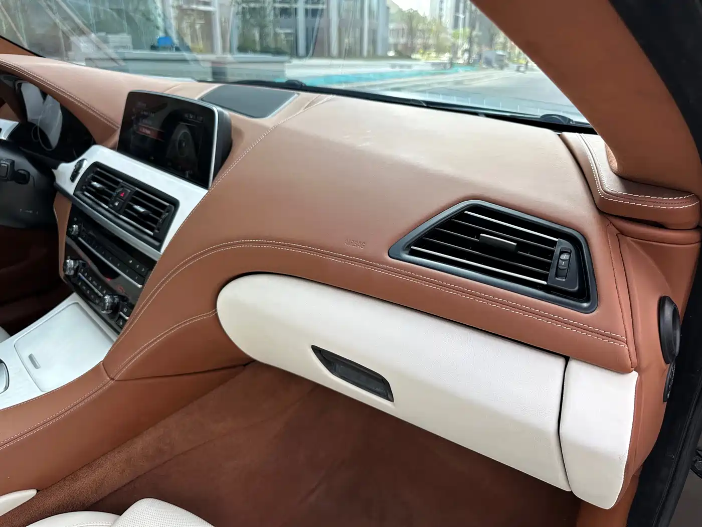 BMW 6 Series 2016 640i xDrive Gran Coupe фото 22
