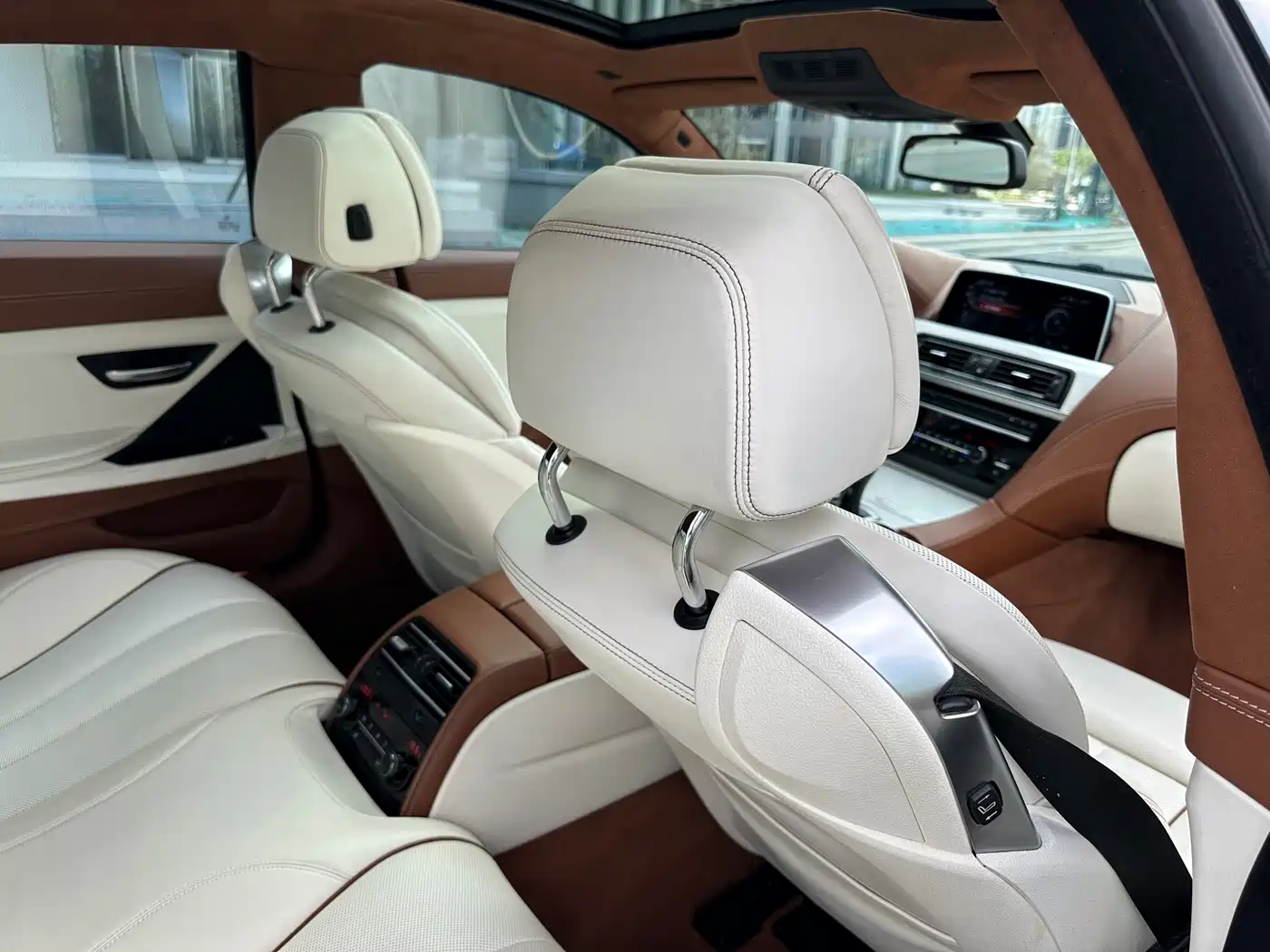 BMW 6 Series 2016 640i xDrive Gran Coupe фото 25