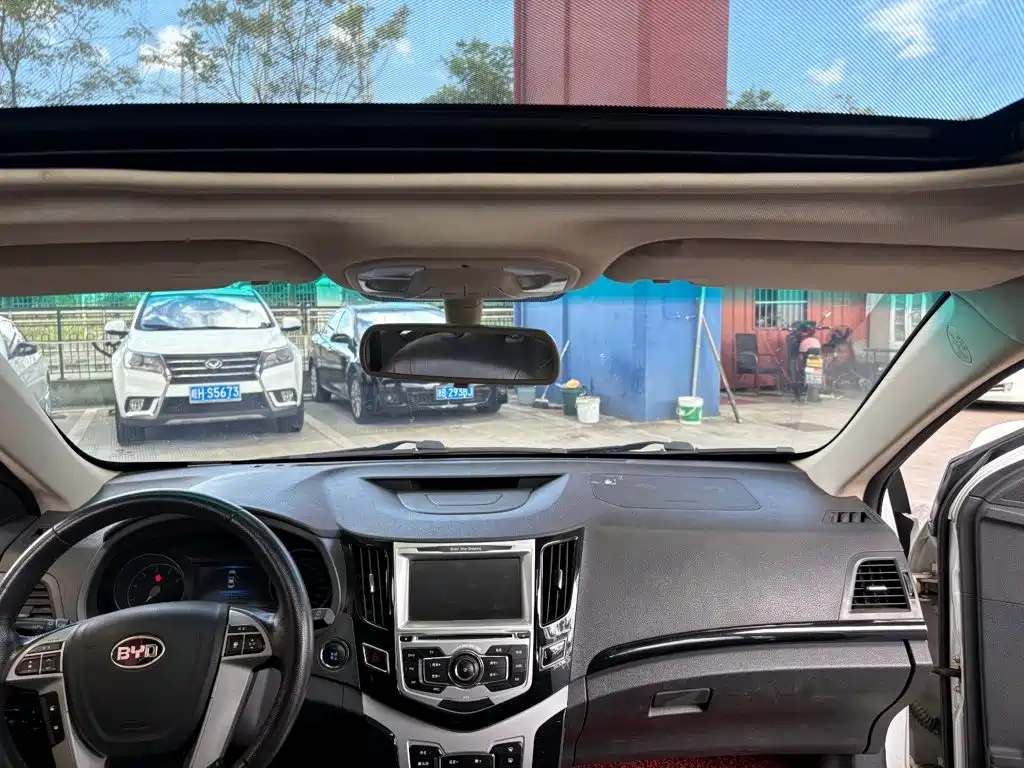 BYD Surui 2014 2014 Model 1.5L Manual Luxury